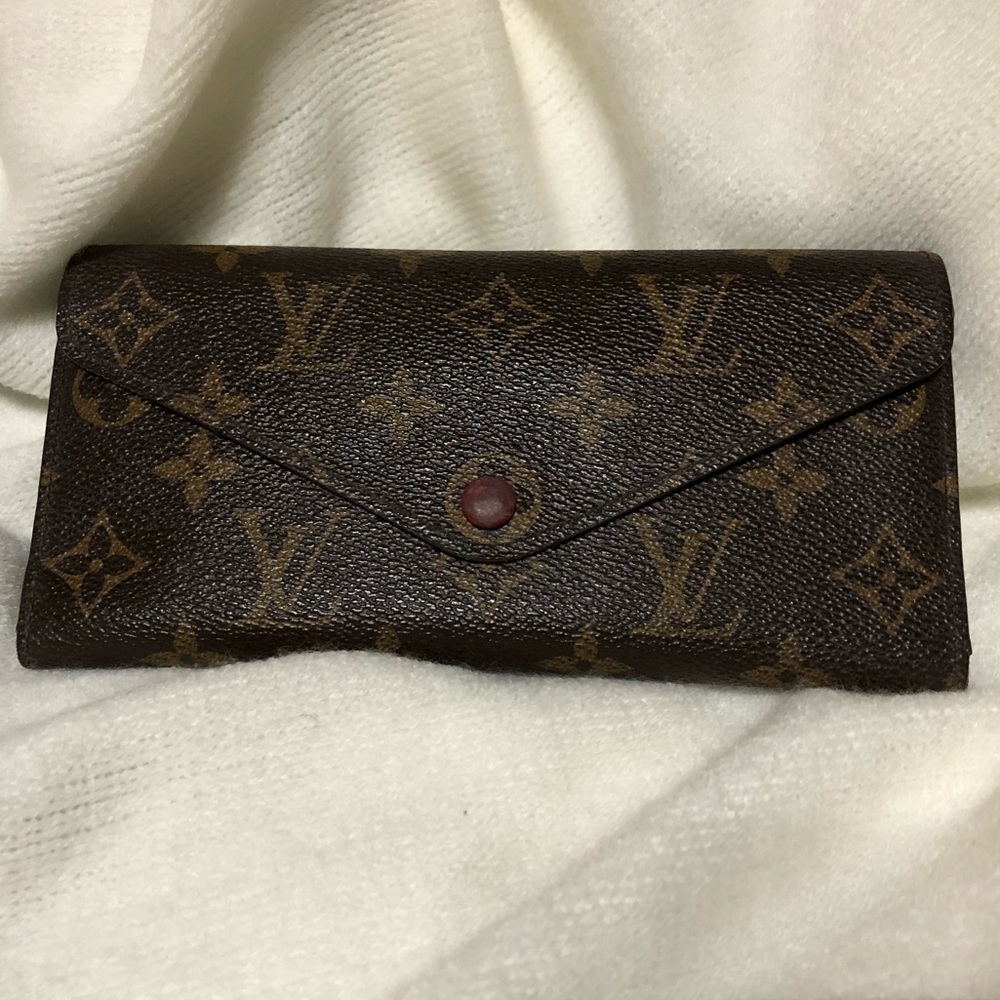 SOLD Louis Vuitton Josephine wallet